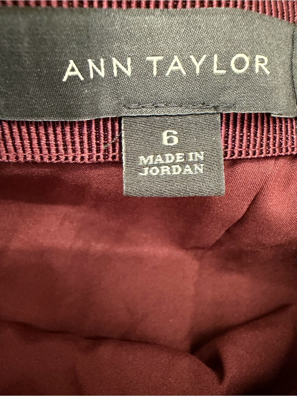 Ann Taylor Burgundy and Navy Plaid Pencil Skirt - Picture 7 of 8